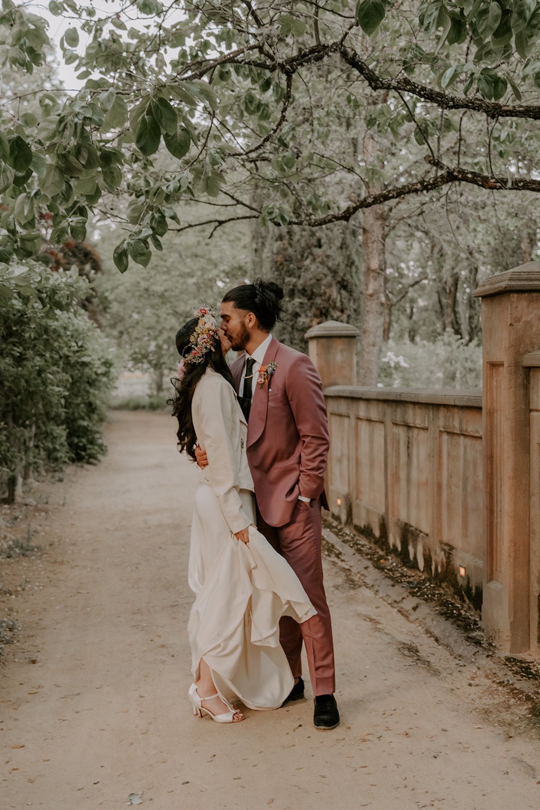 Beautiful Wedding at Campovida, Hopland, CA