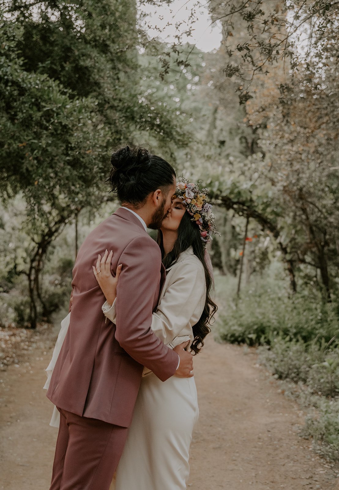 Beautiful Wedding at Campovida, Hopland, CA