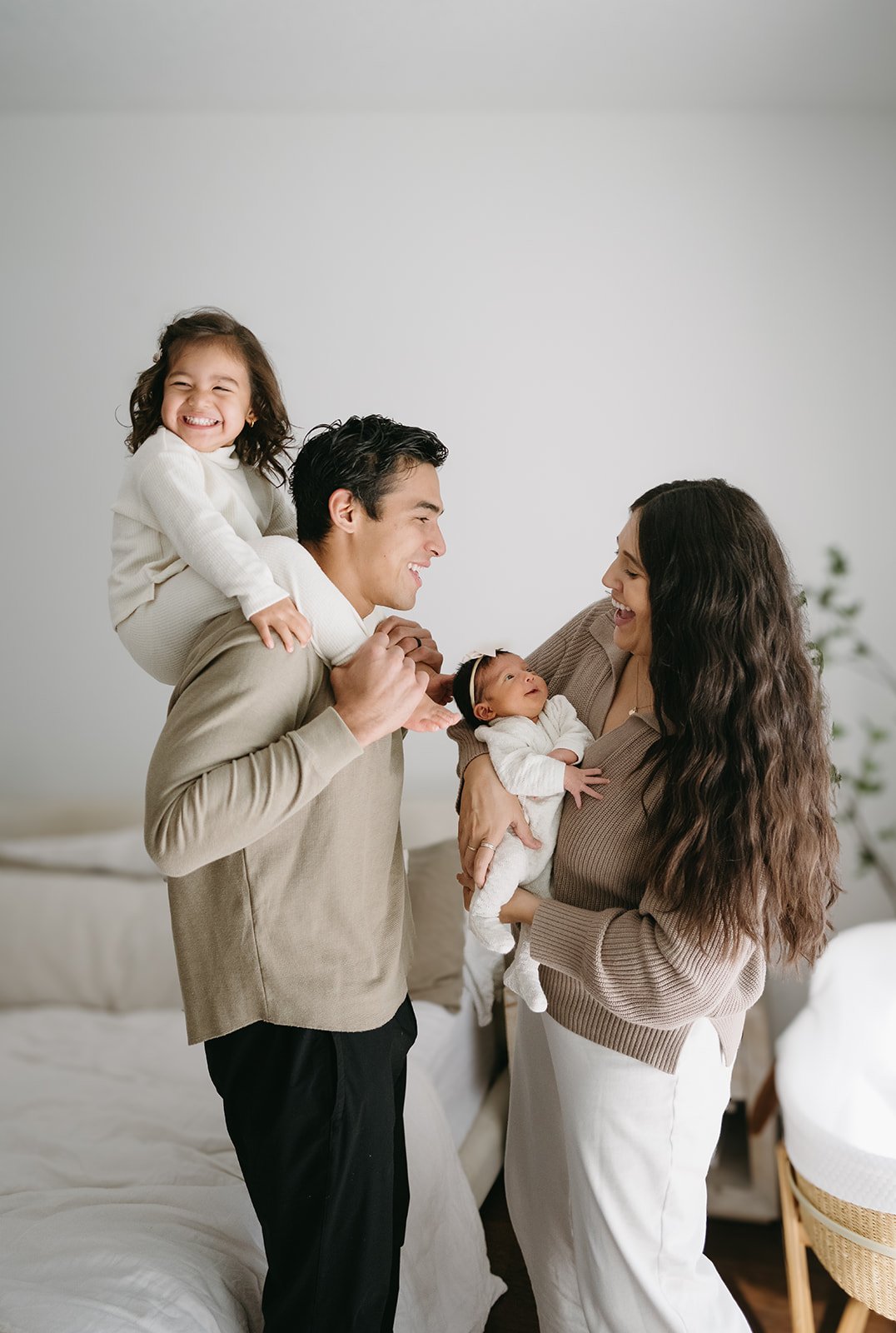 5 Tips When Preparing for Your Newborn Family Photos