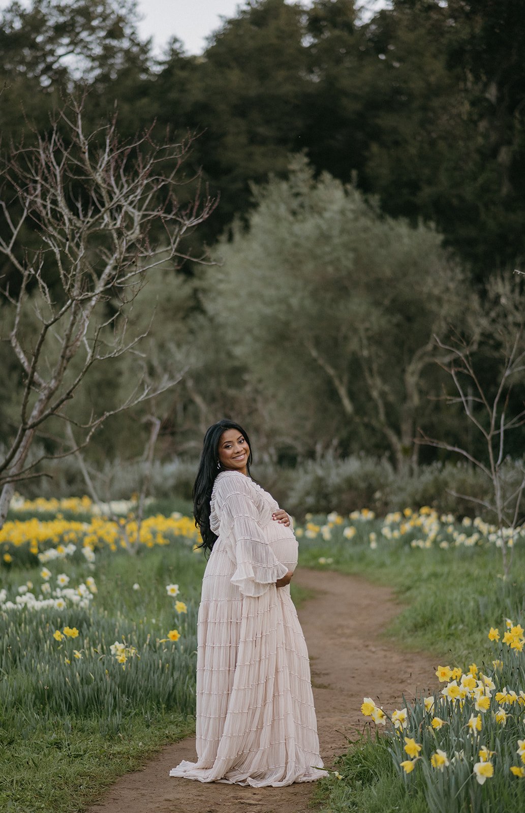 Ready for Your Spring Maternity Session at The Stunning Filoli House?