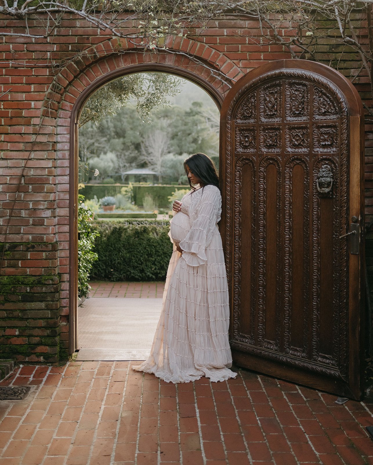 Ready for Your Spring Maternity Session at The Stunning Filoli House?